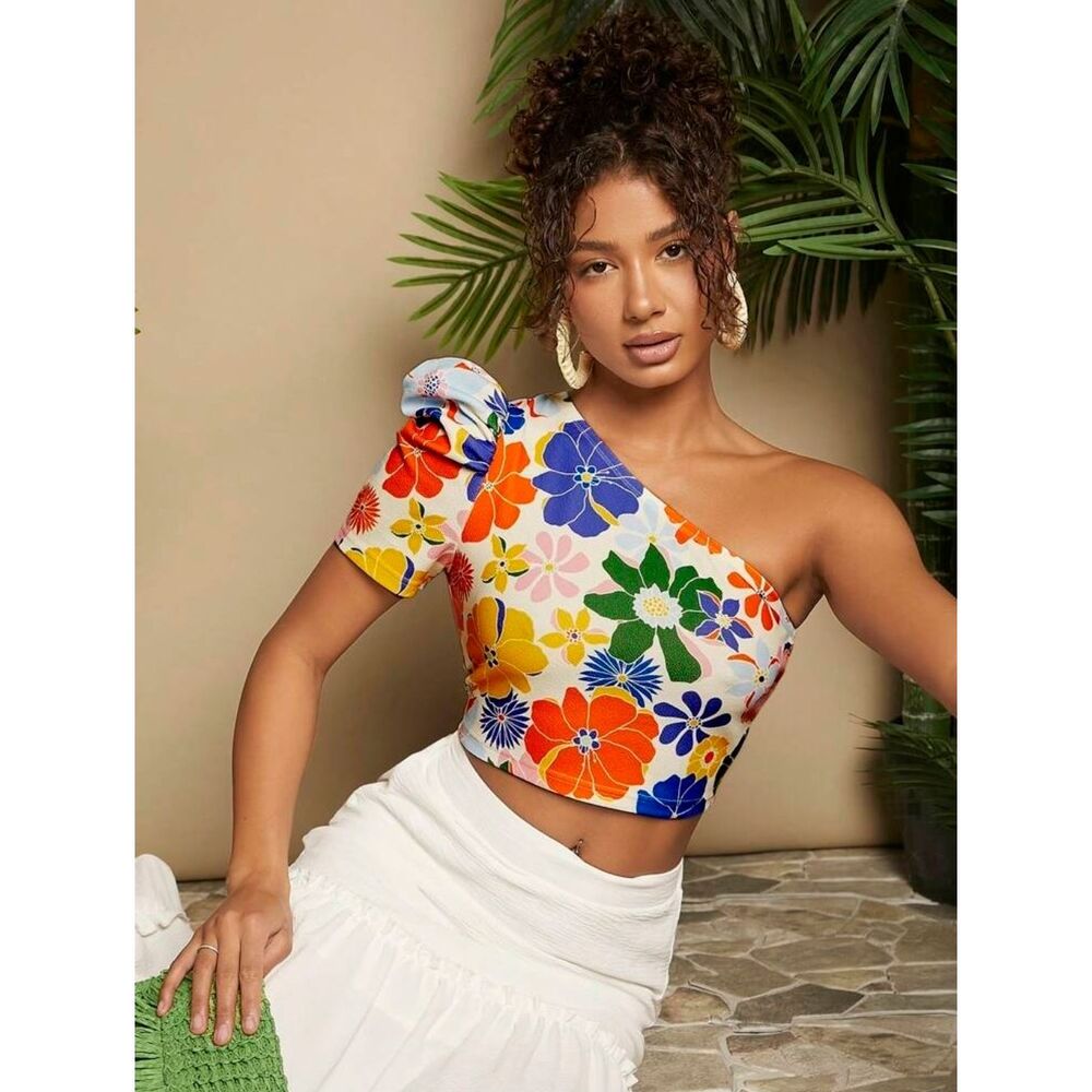 One-Shoulder Floral Crop Top - Multicolor